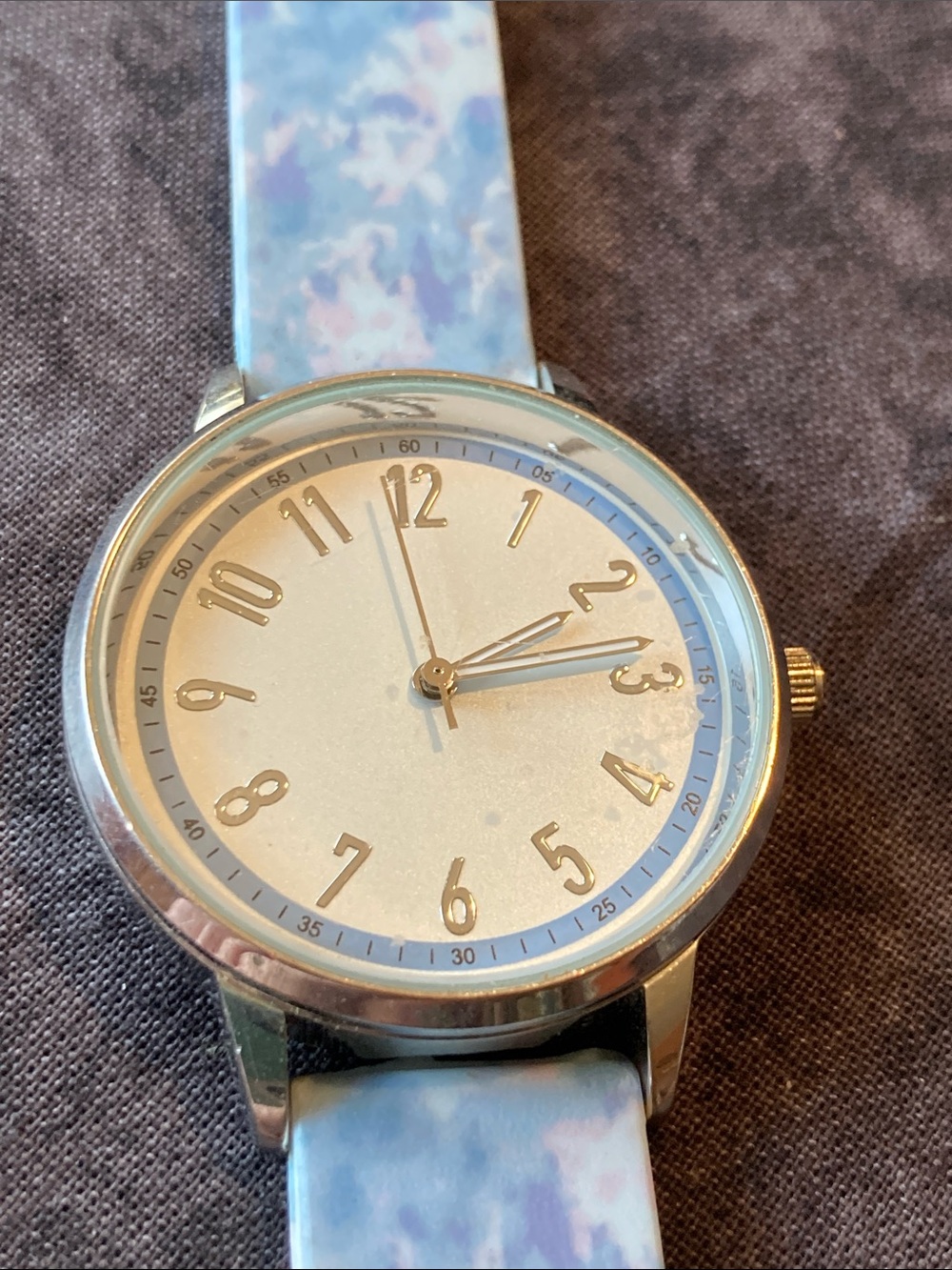 Light Blue Marble Strap Women's Analog Watch keeps perfect time